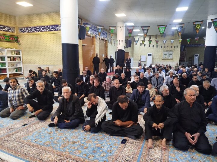 تصاویر/ اقامه نماز جمعه در شهرستان ایوان