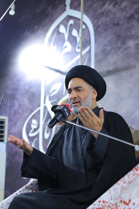 تصاویر/ مسجد و امام بارگاہ المحسن کراچی میں دوسری مجلسِ عزاء، عشقِ اہلِ بیتؑ سے سرشار عزاداروں کی بھرپور شرکت