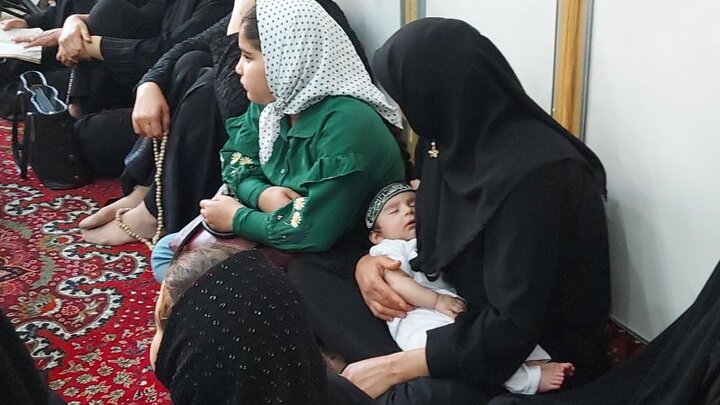 تصاویر/همایش شیرخواران حسینی در بیجار برگزار شد