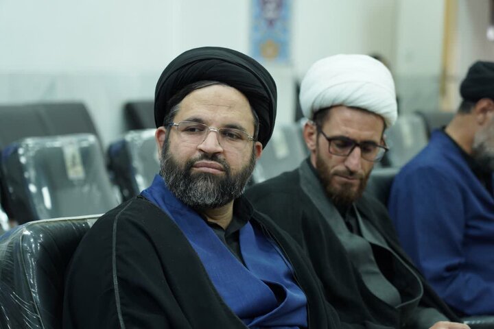 تصاویر/دیدار حوزویان استان لرستان با عضو فقهای شورای نگهبان
