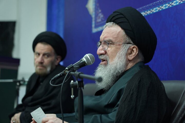 تصاویر/دیدار حوزویان استان لرستان با عضو فقهای شورای نگهبان