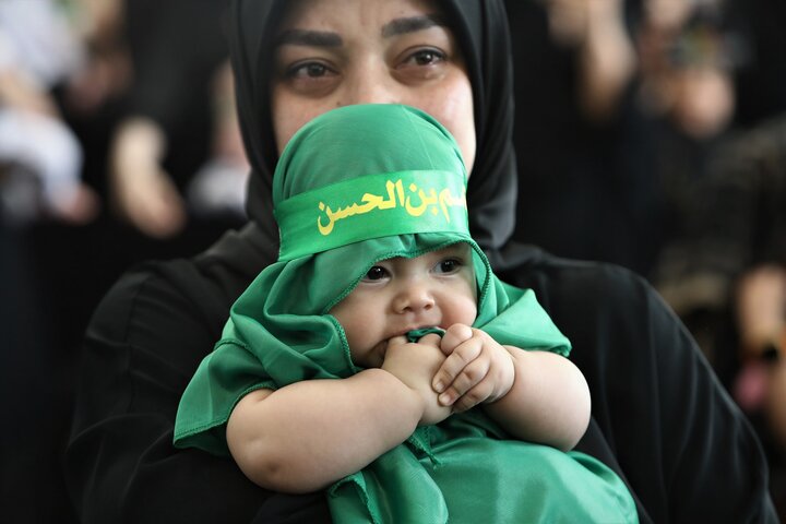 تصاویر/ همایش بزرگ شیرخوارگان حسینی(ع)در امامزادگان ابراهیم و محمد(ع)قم