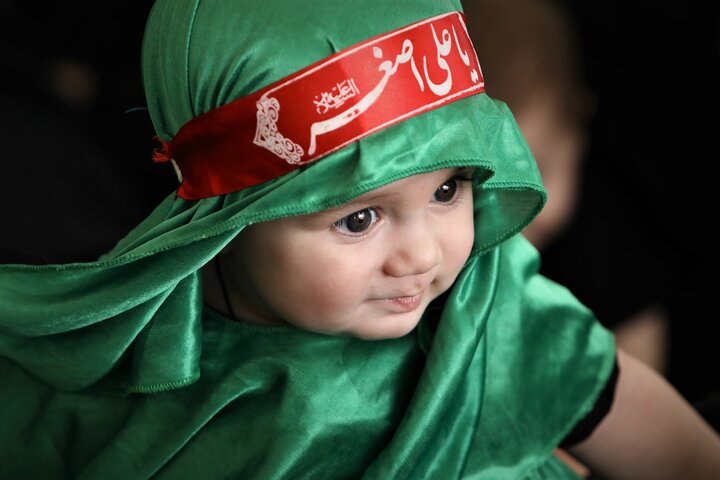 تصاویر/ همایش بزرگ شیرخوارگان حسینی(ع)در امامزادگان ابراهیم و محمد(ع)قم