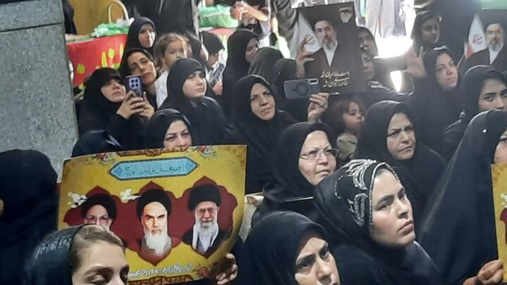 تصاویر/ همایش بزرگ شیرخوارگان حسینی در ورامین/نمایش عشق و دلدادگی بانوان و نوزادان ورامینی