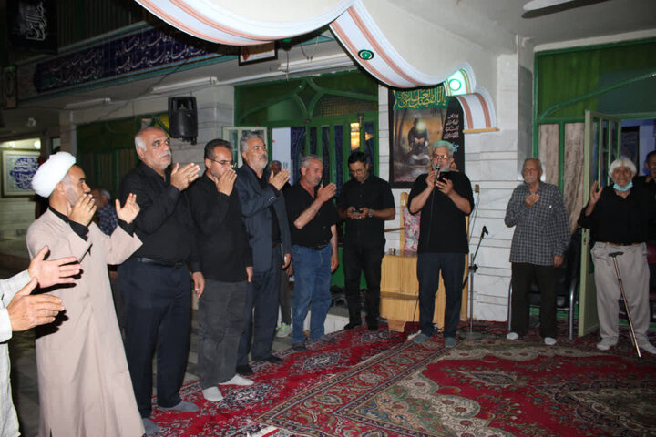 تصاویر/ مجلس عزاداری اباعبدالله الحسین(ع) اهالی شریف و دیندار روستای زرین آباد