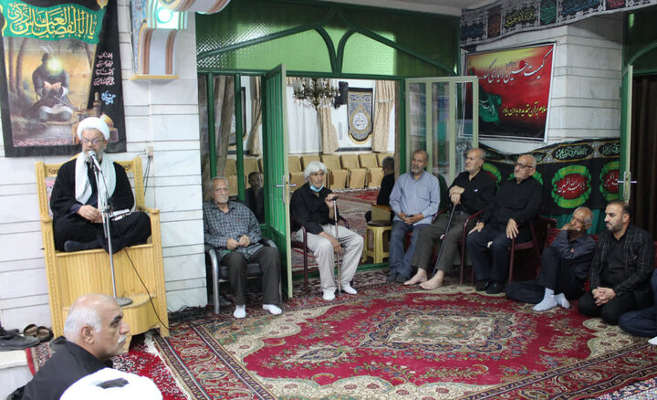 تصاویر/ مجلس عزاداری اباعبدالله الحسین(ع) اهالی شریف و دیندار روستای زرین آباد