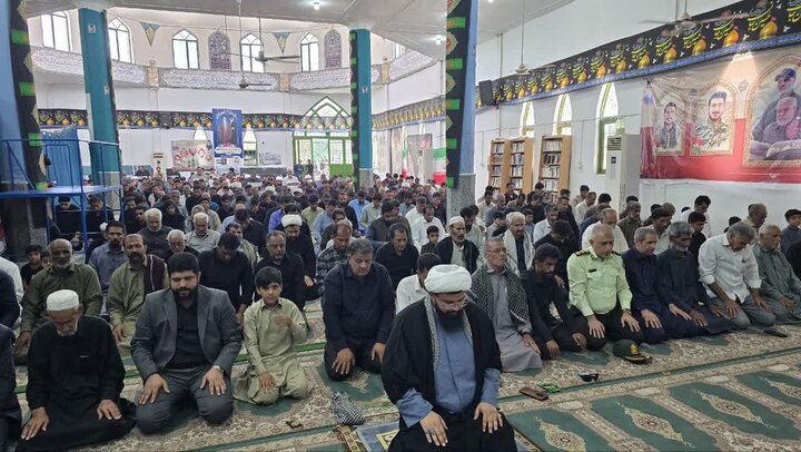 تصاویر/ اقامه نمازجمعه شهر ریگان