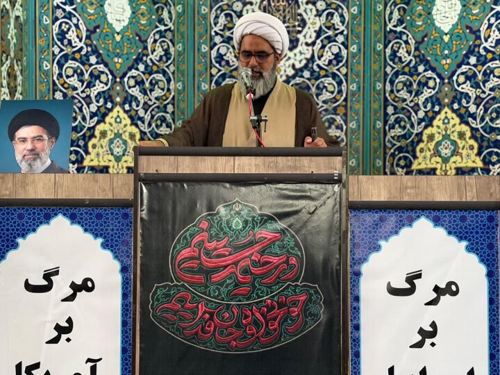 تصاویر/ اقامه نماز عبادی سیاسی جمعه در ملارد