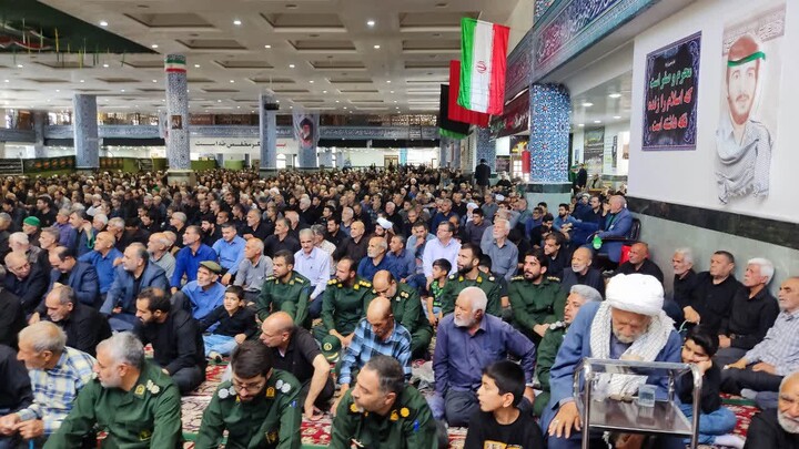 تصاویر| نماز جمعه عبادی سیاسی بیرجند