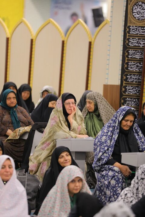 تصاویر/ نماز عبادی سیاسی جمعه در ساوجبلاغ