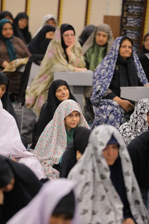 تصاویر/ نماز عبادی سیاسی جمعه در ساوجبلاغ