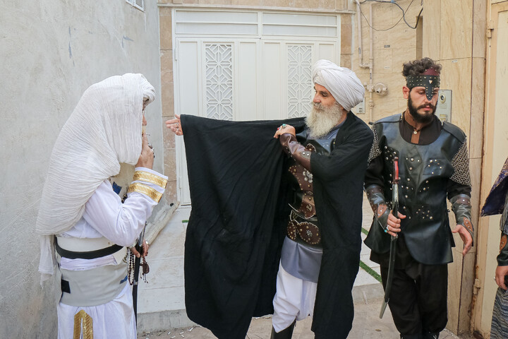 تصاویر/ قافله عزای ورود کاروان نمادین امام حسین علیه السلام به کربلا