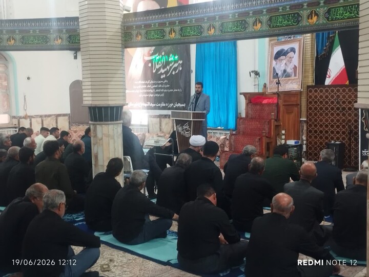 تصاویر/ اقامه نمازجمعه شهر لیلان