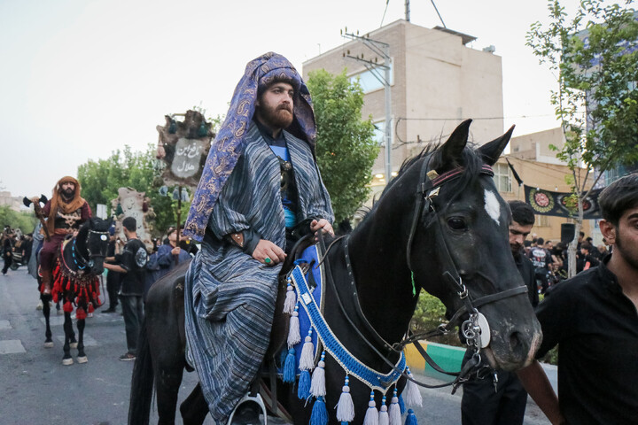 تصاویر/ قافله عزای ورود کاروان نمادین امام حسین علیه السلام به کربلا