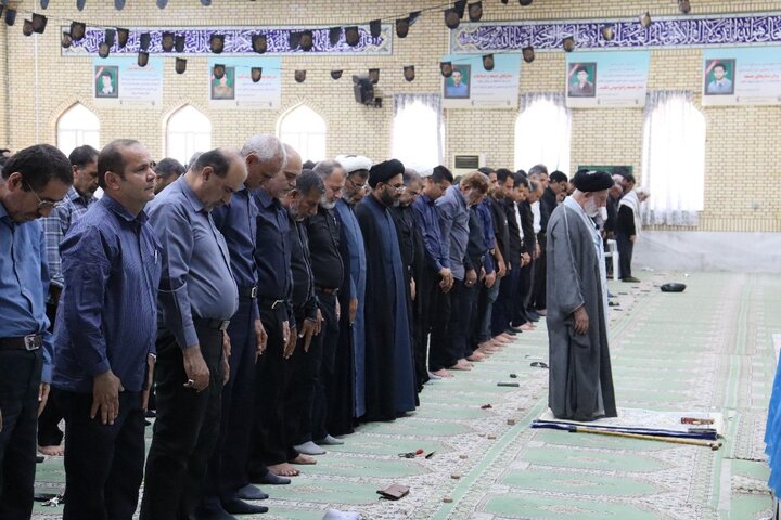 نمازجمعه بندر دیّر به روایت تصویر