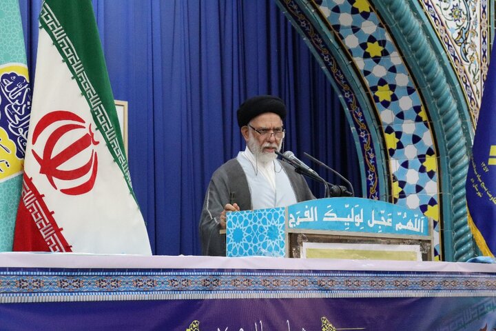 نمازجمعه بندر دیّر به روایت تصویر