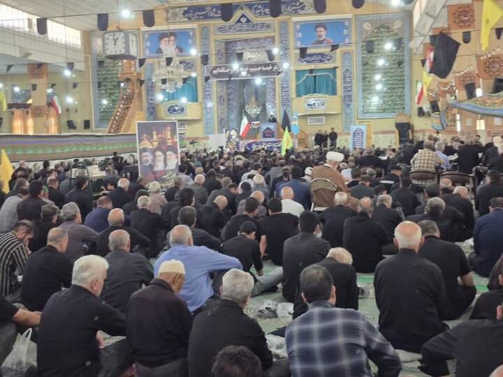تصاویر/ اقامه نماز دشمن شکن و عبادی سیاسی جمعه در پاکدشت