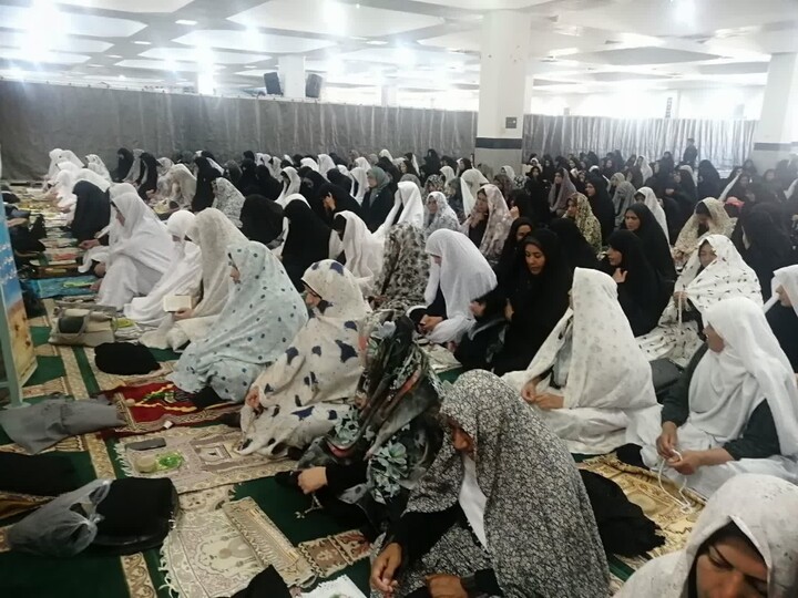 تصاویر| نماز جمعه عبادی سیاسی نهبندان