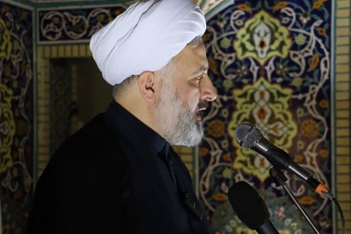 تصاویر اقامه نماز جمعه خرم آباد