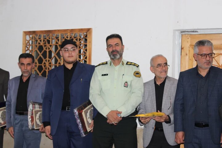 تصاویر/ تجلیل از برگزیدگان قرآنی در شهرستان آمل