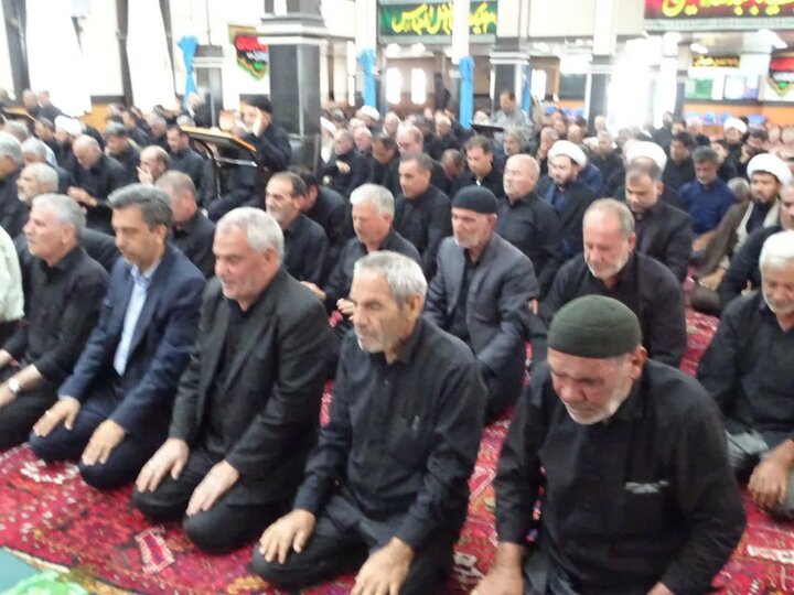 تصاویر/ آیین عبادی سیاسی نماز جمعه چهاربرج