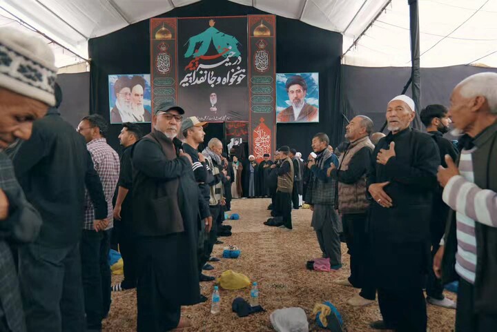 تصاویر/ حال‌وهوای حسینی در کرگل؛ اجتماع پرشور عزاداران در حسینی پارک