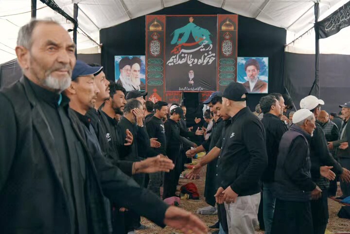 تصاویر/ حال‌وهوای حسینی در کرگل؛ اجتماع پرشور عزاداران در حسینی پارک