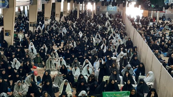 تصاویر/اقامه نماز عبادی سیاسی جمعه در خمین