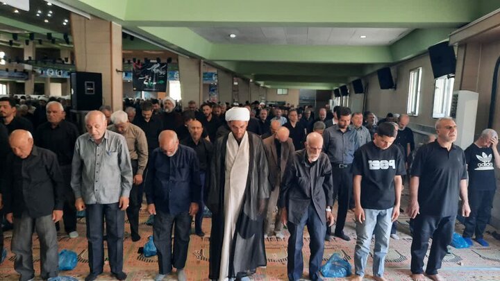 تصاویر/اقامه نماز عبادی سیاسی جمعه در خمین