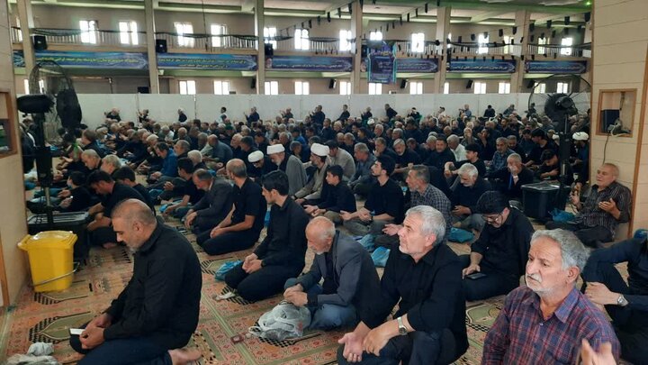 تصاویر/اقامه نماز عبادی سیاسی جمعه در خمین
