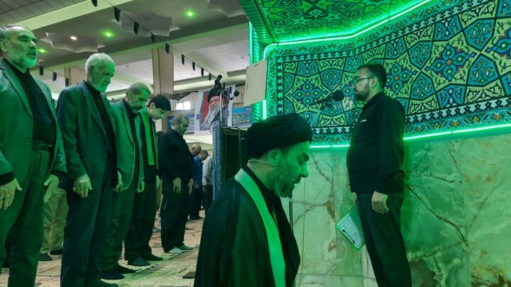 تصاویر/اقامه نماز عبادی سیاسی جمعه در خمین