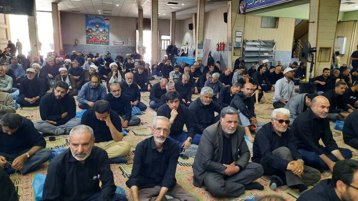 تصاویر/اقامه نماز عبادی سیاسی جمعه در خمین