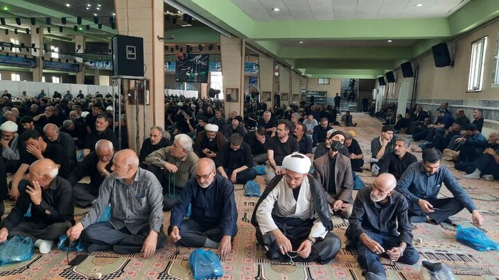 تصاویر/اقامه نماز عبادی سیاسی جمعه در خمین