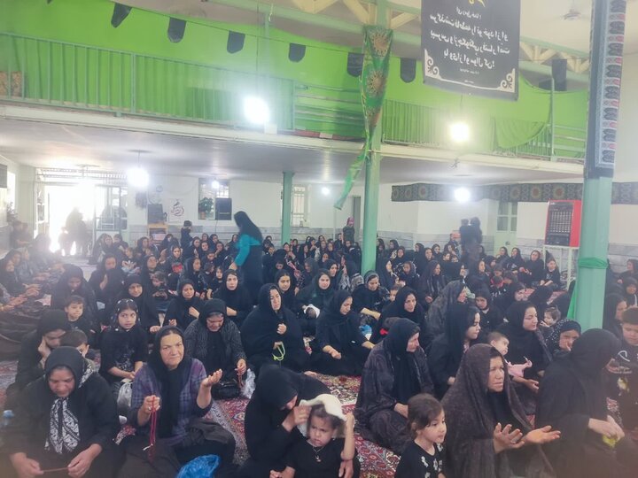 تصاویر/مراسم شیرخوارگان حسینی در شازند