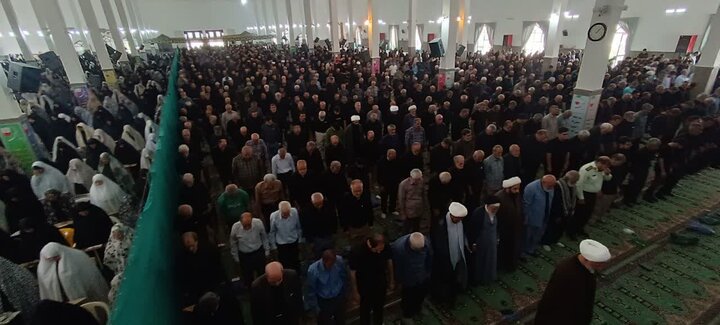 تصاویر/اقامه نماز عبادی سیاسی جمعه در ساوه