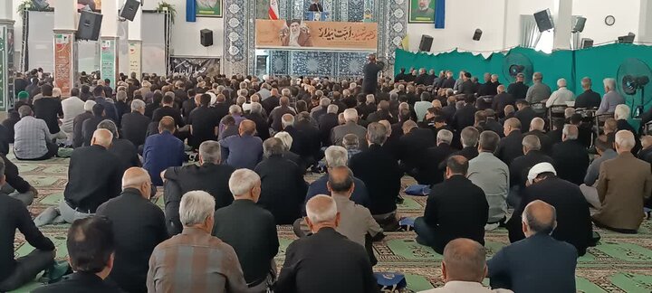 تصاویر/اقامه نماز عبادی سیاسی جمعه در ساوه