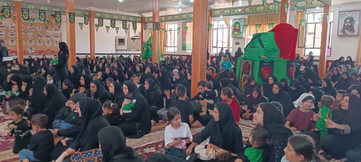 تصاویر/همایش شیرخوارگان حسینی در شهرستان ملکشاهی