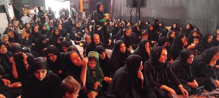 تصاویر/  مراسم شیر خوارگان حسینی در شهرستان ایوان