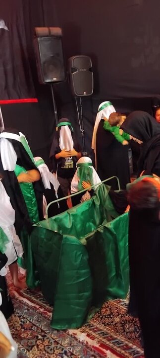 تصاویر/  مراسم شیر خوارگان حسینی در شهرستان ایوان