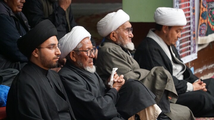 تصاویر/  برگزاری مجلس عزای دوم محرم در کارگل لداخ هند؛ ادای احترام به شهدای کربلا