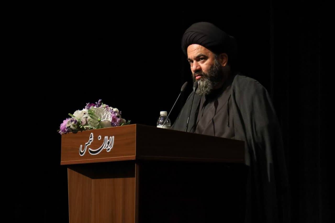 گروه‌های مردمی شریان اصلی مراسم تشییع هستند