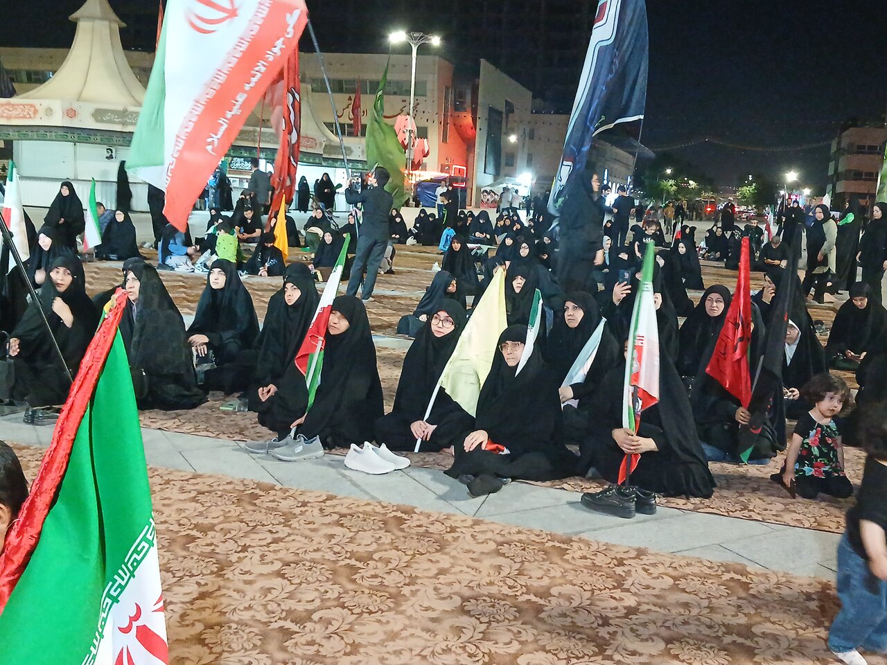 مراسم دهه اول محرم با محوریت روضه، حماسه و معرفت در میدان شهدای مشهد