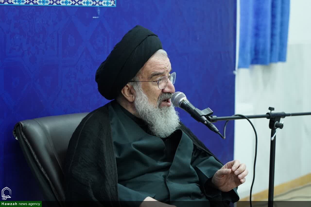 انتخاب رهبر در شرایط پیچیده از موفقیت‌های بزرگ نظام بود
