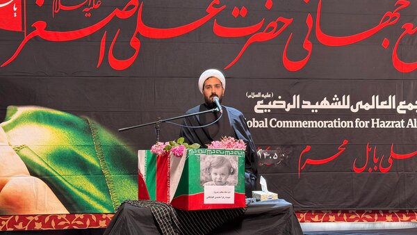 مراسم شیرخوارگان حسینی، تجلی پیوند عاطفه، ایمان و پیام عاشورا در نسل امروز است