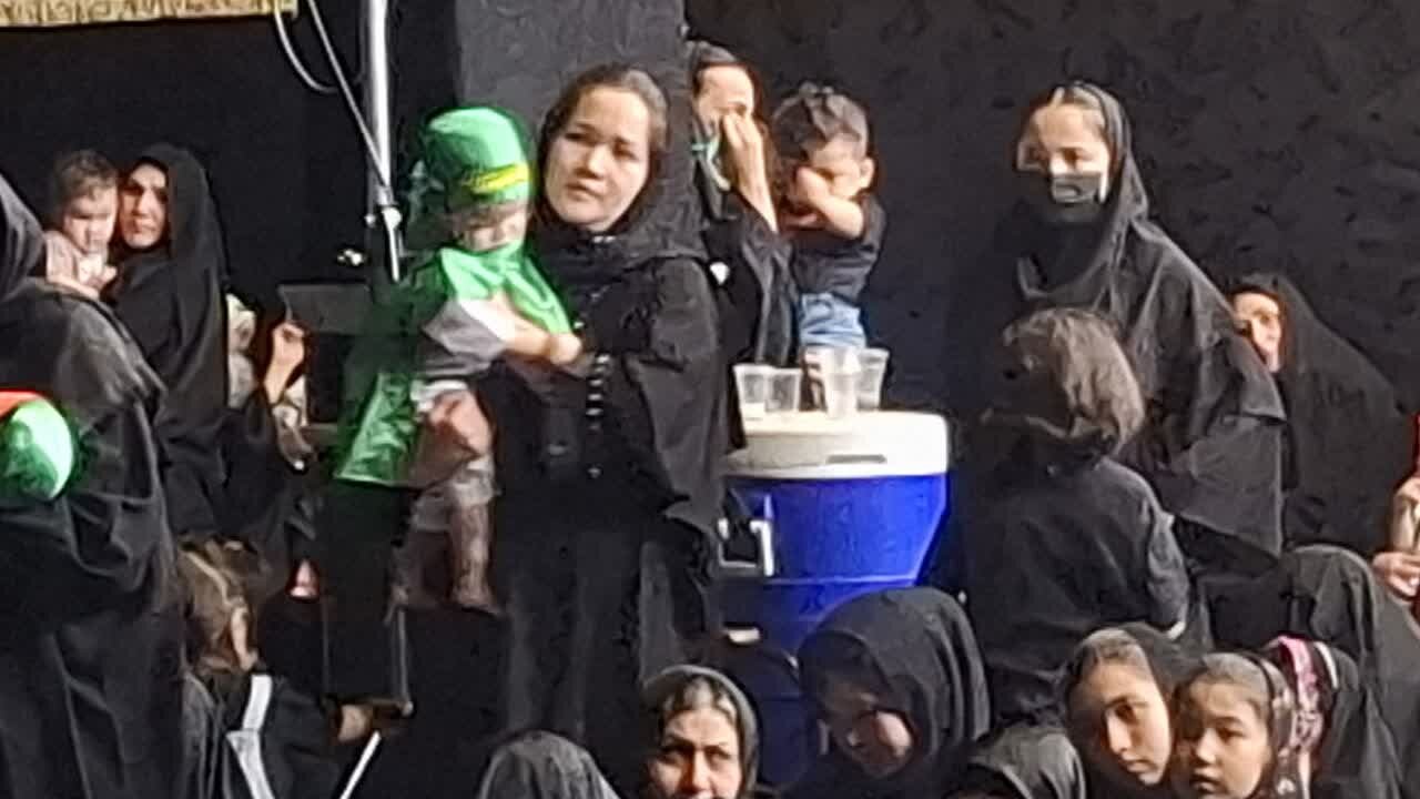 مراسم شیرخوارگان حسینی درهیئت شاهزاده علی اصغر کاشان برگزارشد+فیلم و عکس
