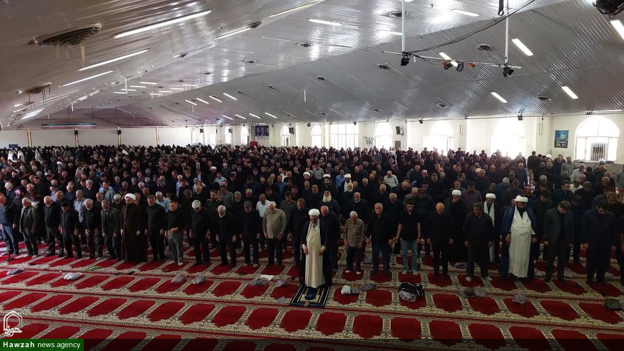 تصاویر / اقامه نماز جمعه در سراسر استان همدان