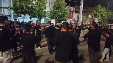 فیلم | عزاداری به زبان کردی در هیئت‌های کامیاران