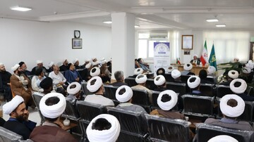 وظیفه مهم امروز روحانیت معرفی اسناد جنایت ها و بدعهدی های دولت تروریستی آمریکا است