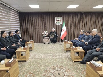 تصاویر/ دیدار رئیس کل دادگستری و اعضای شورای قضایی کردستان با حجت‌الاسلام والمسلمین پورذهبی