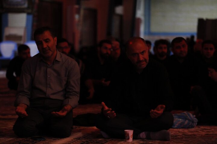 تصاویر/ مراسم سوگواری شب پنجم محرم در حسینیه اعظم عاشقان ثارالله ارومیه
